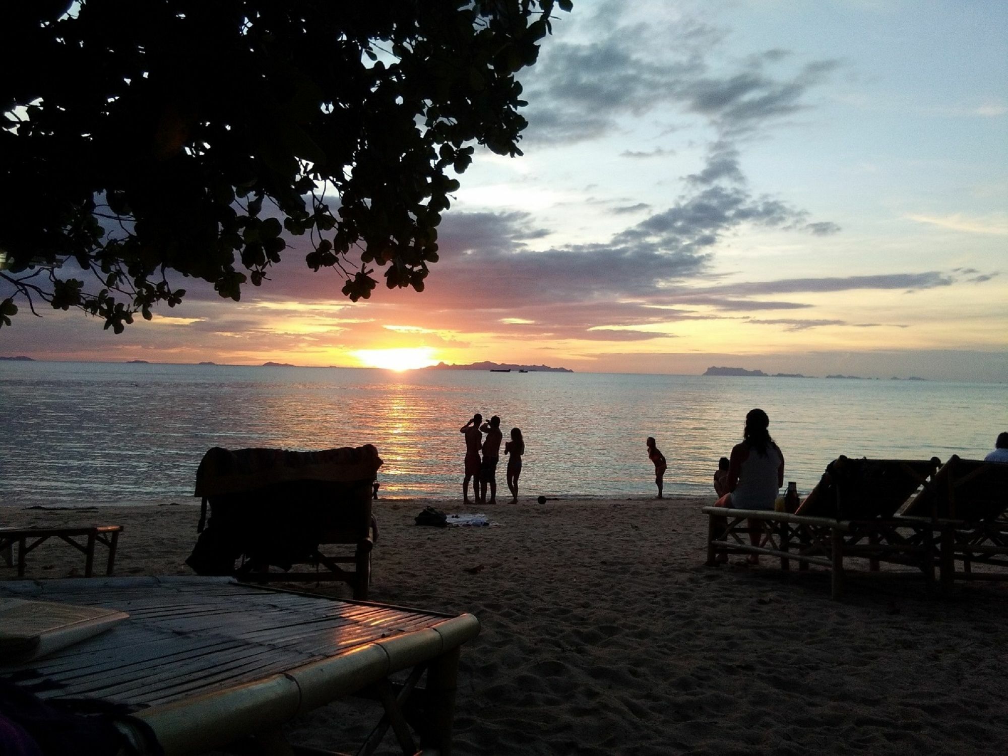 I Talay Beach Bar & Cottage Taling Ngam ภายนอก รูปภาพ