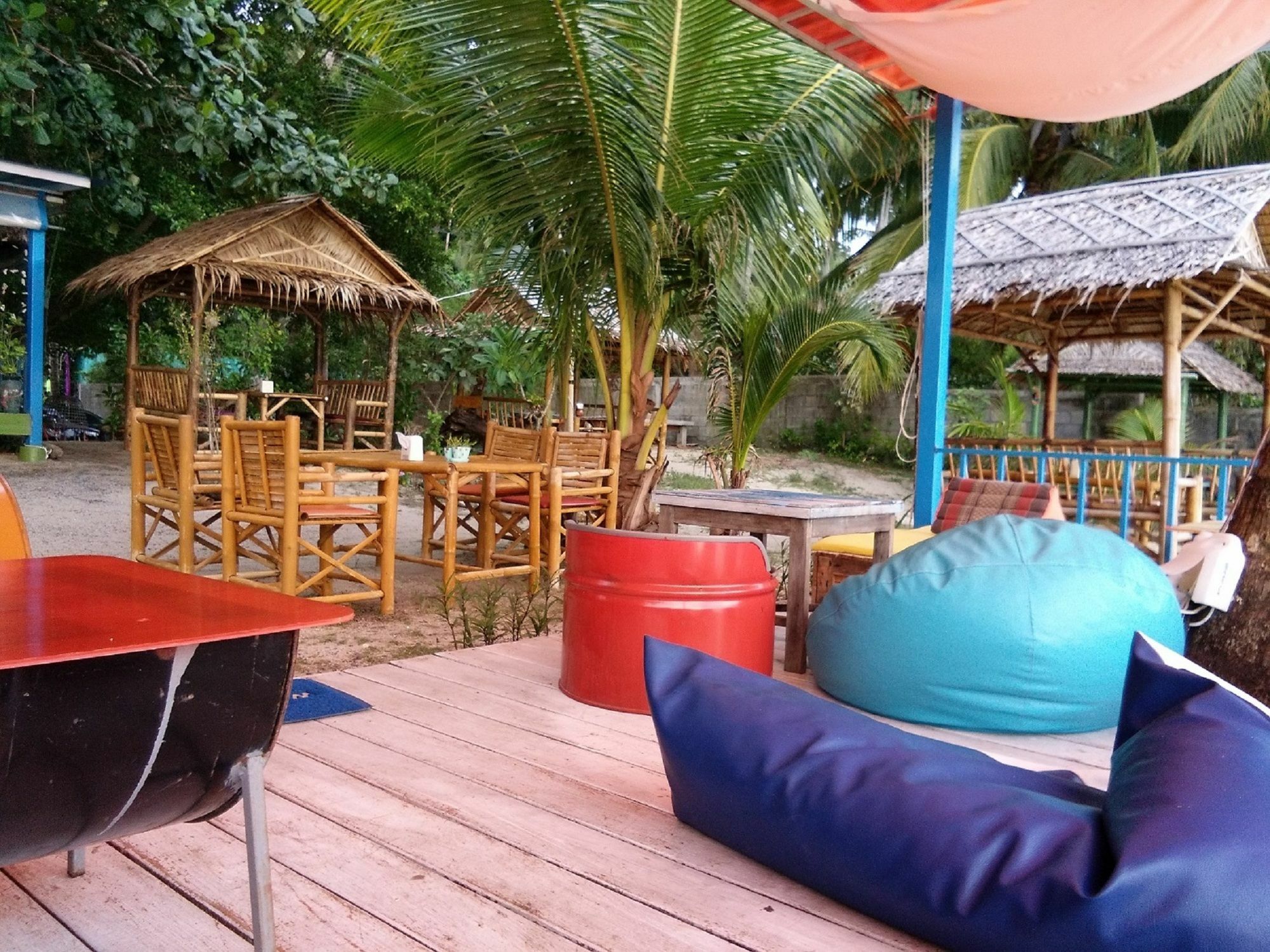 I Talay Beach Bar & Cottage Taling Ngam ภายนอก รูปภาพ