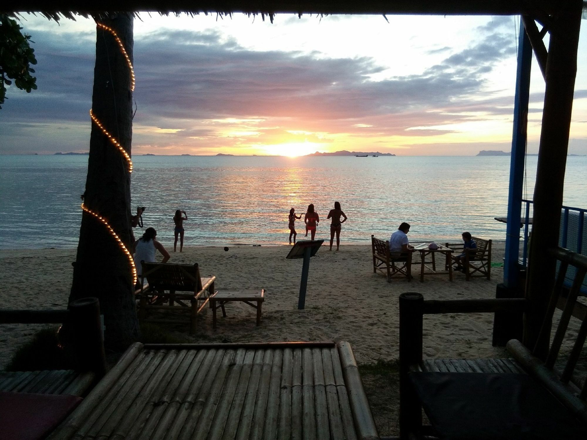 I Talay Beach Bar & Cottage Taling Ngam ภายนอก รูปภาพ